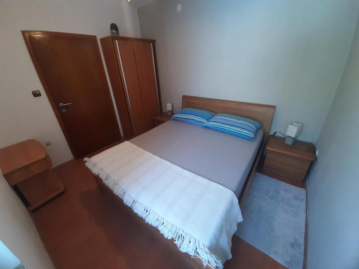 Apartments Borna Drage Luaran gambar